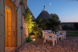 Garden - TD Trulli Fico D'india w/ Pool Immersed in Nature (Ceglie Messapica)