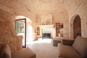 Villa (1 Bedroom) | Living area - TD Torretta San Procopio Stone House With Pool (Castellana Grotte)
