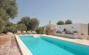Interior - TD Trulli Chiara Tastefully Decorated With Pool (Ostuni)