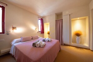 House (2 Bedrooms)
