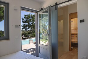 Maison (4 Bedrooms) | 4 chambres, lit de bébé (supplément), literie fournie