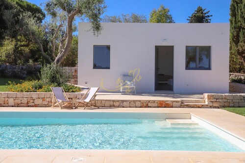 TD Trulli Tortorella With Nature Pool & Sauna