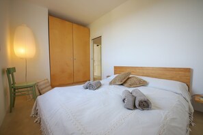 Interior - TD Trulli Terralta Panoramic Pool Over Country.. (Monopoli)