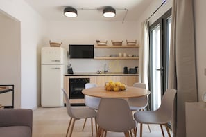 Rumah (2 Bedrooms) | Area keluarga