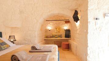 House (1 Bedroom) | 1 bedroom, bed sheets