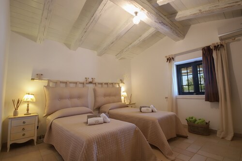 TD Trulli Della Lama Private Trulli With Pool
