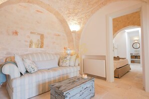 Interior - TD Trulli Perla Bianca Trulli w/ Pool & Vineyards (Martina Franca)