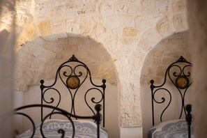 Interior - TD il Faritrullo Trulli in the Itria Valley W/pool (Martina Franca)