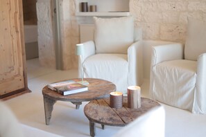 Interior - TD I Coni di Pinurè Trulli With Scenic Valley .. (Martina Franca)