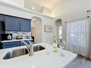 Fridge, microwave, oven, stovetop - Hidden Springs Vacation Pool & Spa Home | Kid-Friendly, Game Room & Mins to Orlando Parks (Clermont)