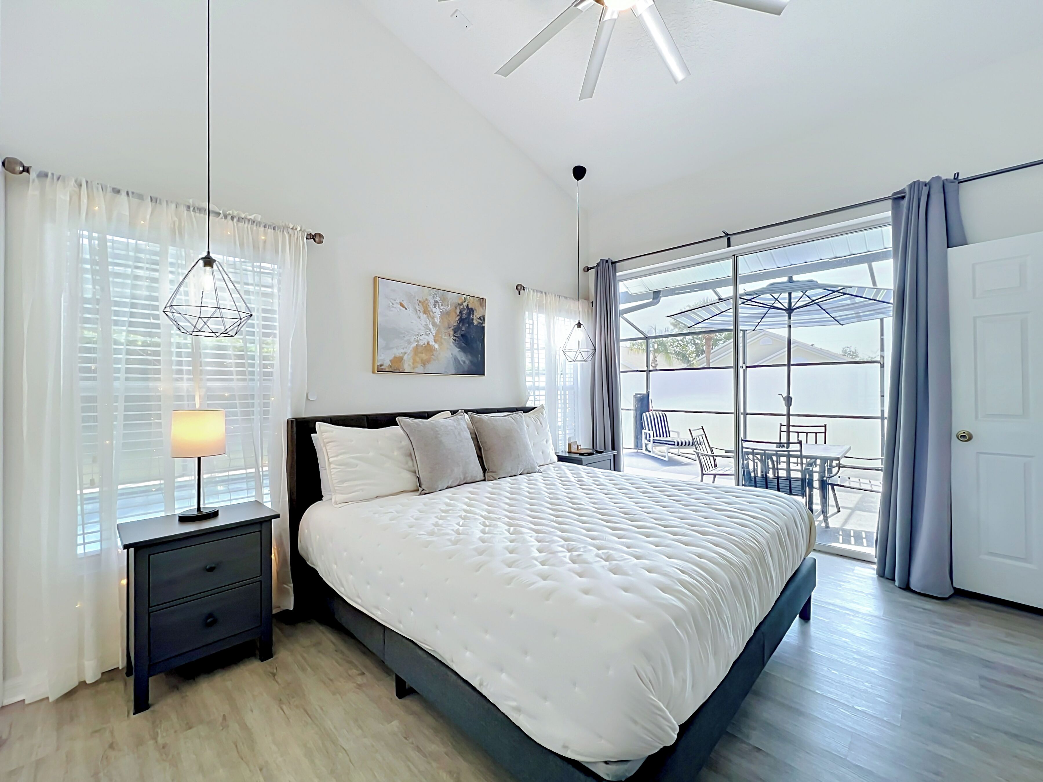 Iron/ironing board, travel crib, free WiFi, bed sheets