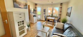 Comfortable vacation apartment on the North Sea with balcony and parking included