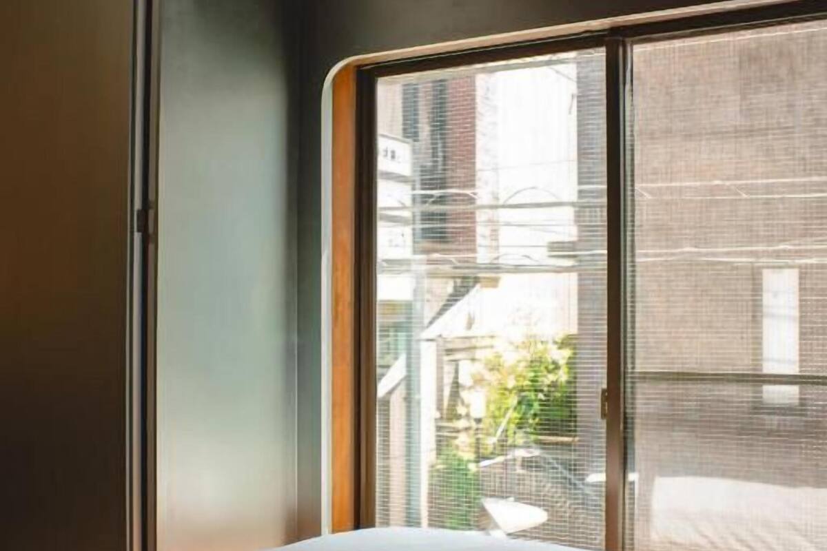 Habitación doble superior, 1 cama Queen size | Caja de seguridad en la habitación y tabla de planchar con plancha