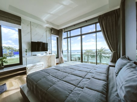 Family Villa, 6 Bedrooms, Pool View. Sky Beach Pool Villa Chanthaburi 1