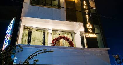 Hotel The Edge