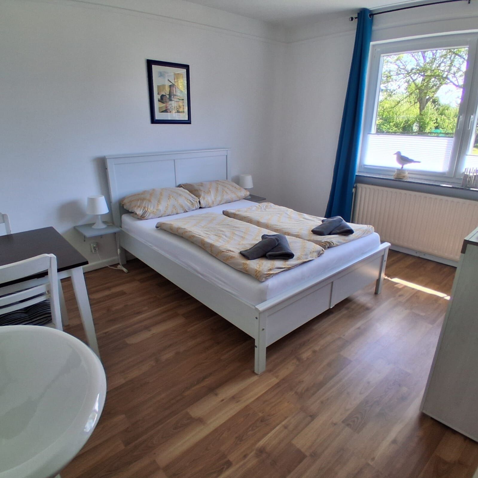 Wifi gratis y ropa de cama 