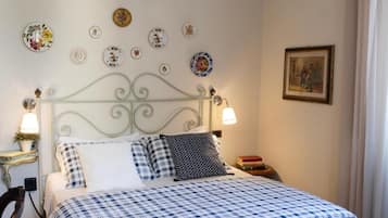 In-room safe, iron/ironing board, free WiFi, bed sheets