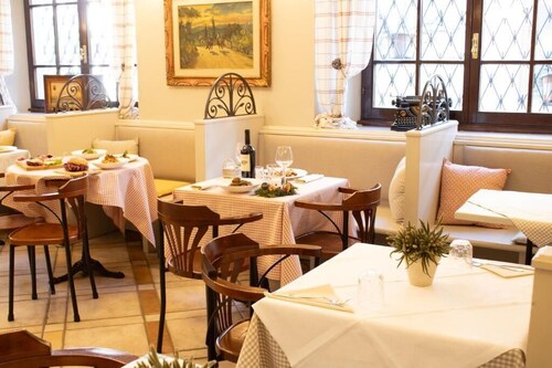 Boutique Hotel Fox's Inn