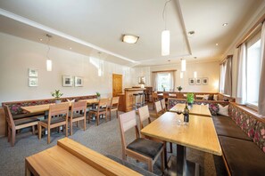Dining - Aparthotel Stadler  (Flachau)