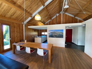 Interior - Sonnenchalet: Luxury chalet with terrace, wood-burning stove & WLAN in Bodman-Ludwigshafen (Bodman-Ludwigshafen)