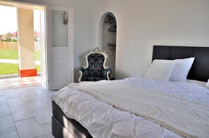 In-room safe, free WiFi, wheelchair access - Tisza Topic (Poroszló)