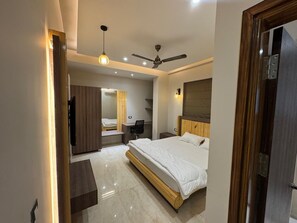 Superior Room - Studio 24 (Jaipur)