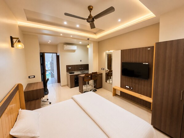 Stüdyo, Şehir Manzaralı | Minibar, ütü/ütü masası, ücretsiz kablosuz İnternet 