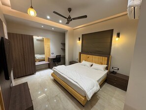 Superior Room - Studio 24 (Jaipur)