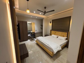 Superior Room - Studio 24 (Jaipur)