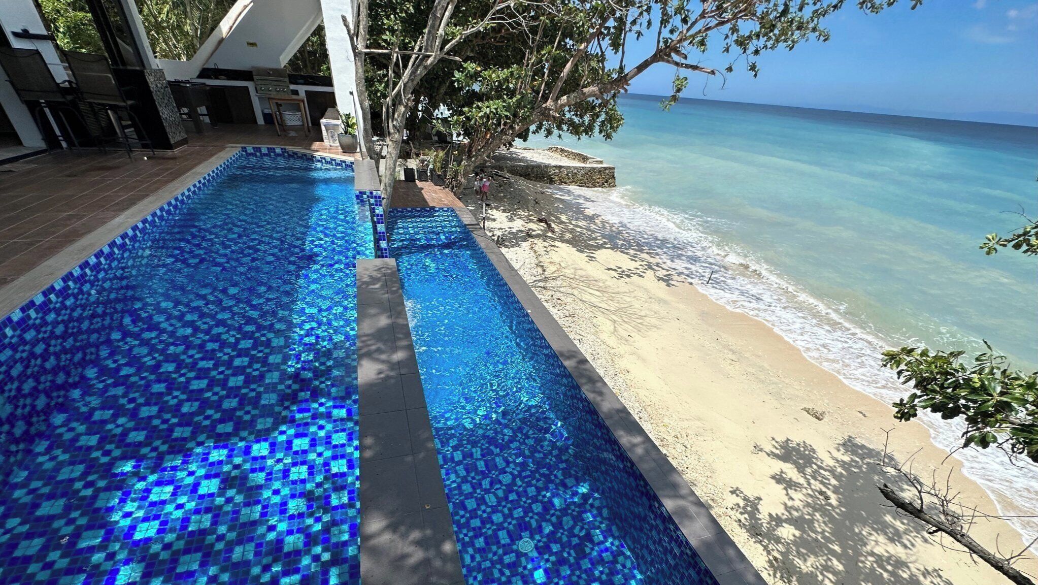 Piscine extérieure