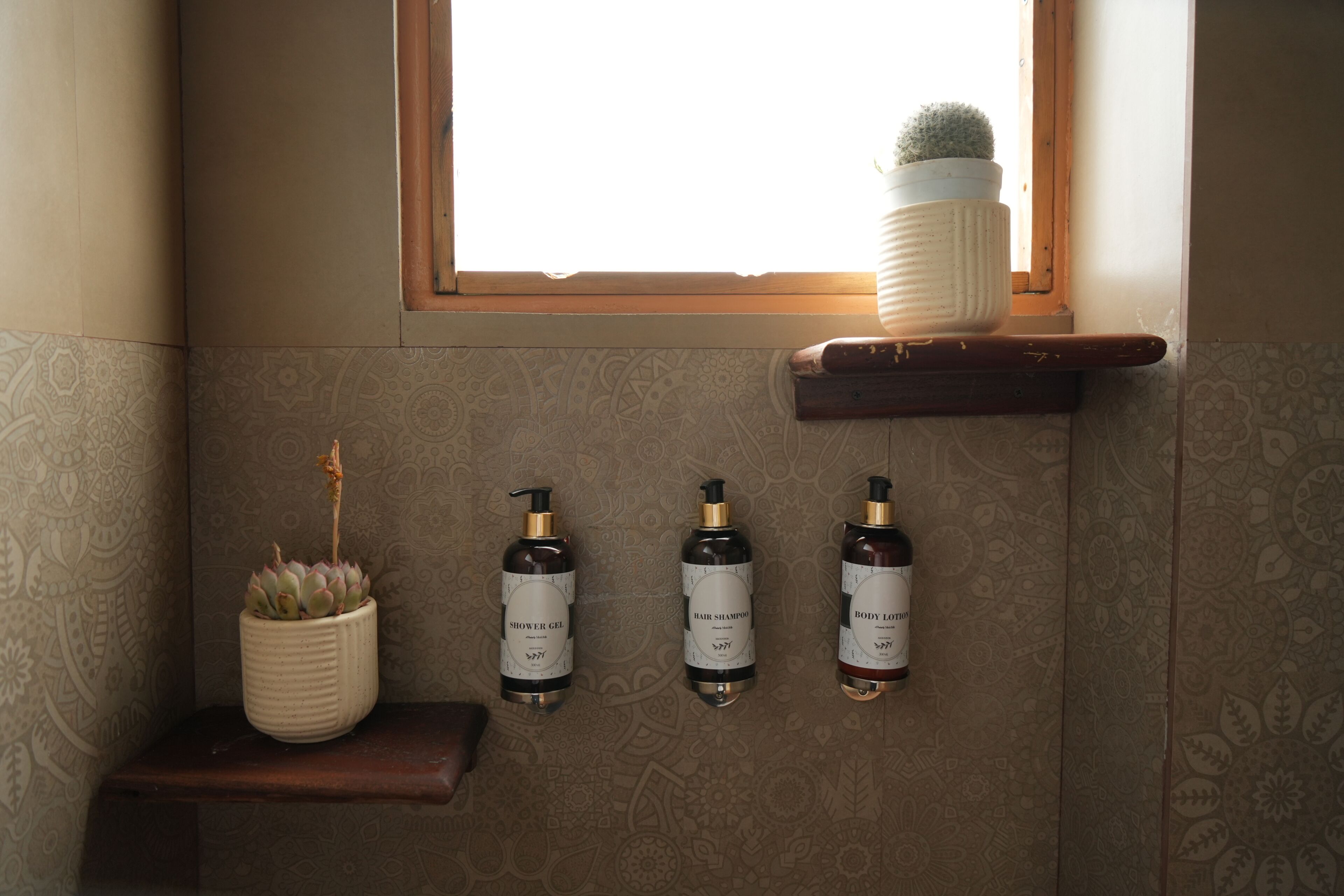 Eco-friendly toiletries, bidet, towels, soap