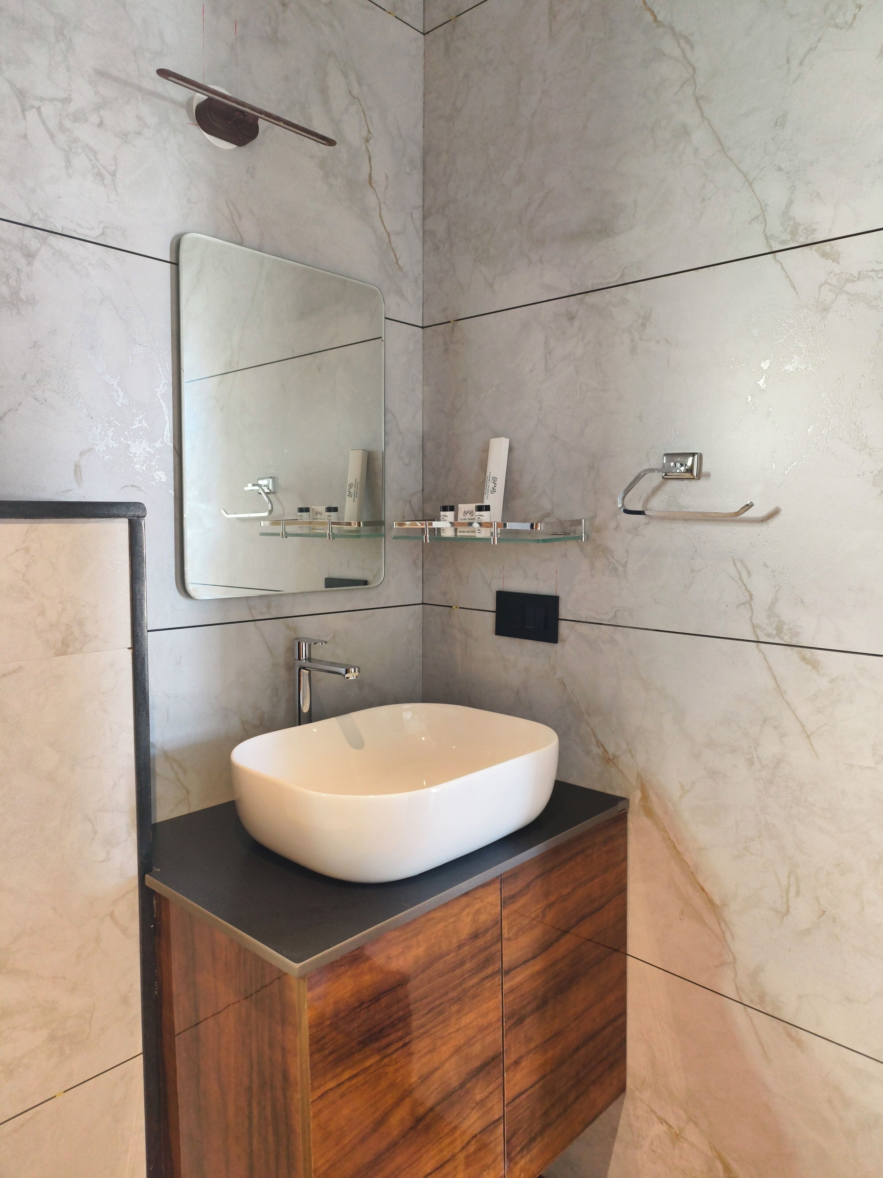 Chambre Double Supérieure, vue lac | Salle de bain