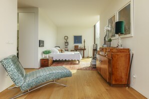 House - Moon Forest Retreat by Cadenzalux (Sintra)