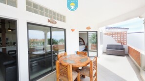 Outdoor dining - Casa Blanca 302A | Sea Breeze Retreat (Puerto Peñasco)