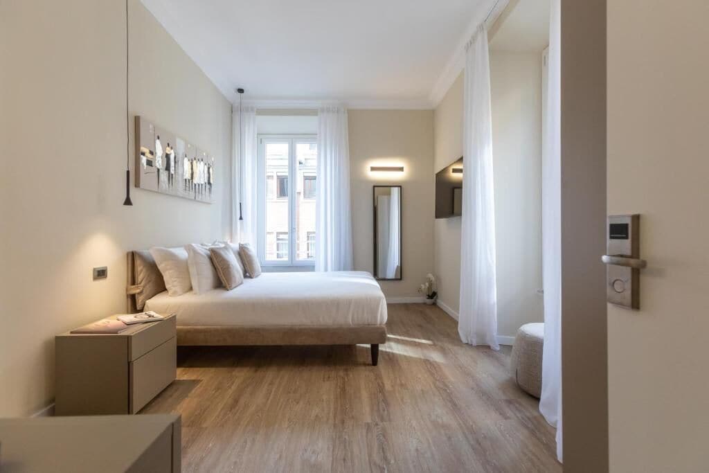 Chambre Deluxe double, vue sur la ville | Coffre-fort, rideaux d’obscurcissement, système d’insonorisation