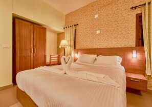 Presidential-Suite, 1 Queen-Bett, Balkon, Gartenblick | Zimmersafe, schallisolierte Zimmer