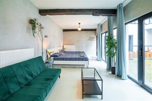 Comfort Apartment, 2 Bedrooms | Living room - Antwerp Central 1br/7p Apartment (Antwerp)