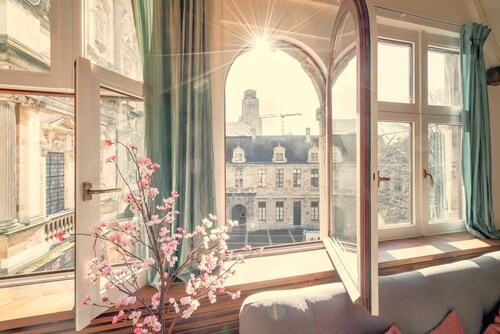 Apartment for 6 With Antwerp City Views