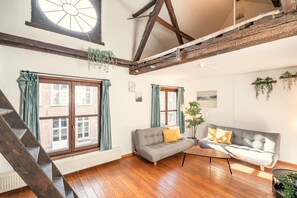 Apartament clàssic, 4 dormitoris | Sala d'estar