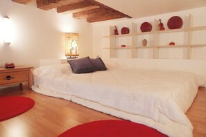 1 bedroom, iron/ironing board, free WiFi, bed sheets - Traditional Timber Beams - near Seine & Pont Neuf - Cozy & Calm Duplex DAU-V-B-P (Paris)