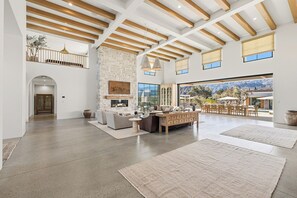Interior - Olive Grove Estate - 4 Acre Luxury Compound (La Quinta)