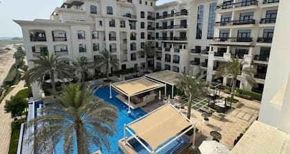 Ansam Building Apartments by RHH
