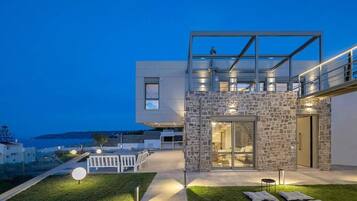 Villa, 3 Bedrooms, Balcony, Sea View | Terrace/patio