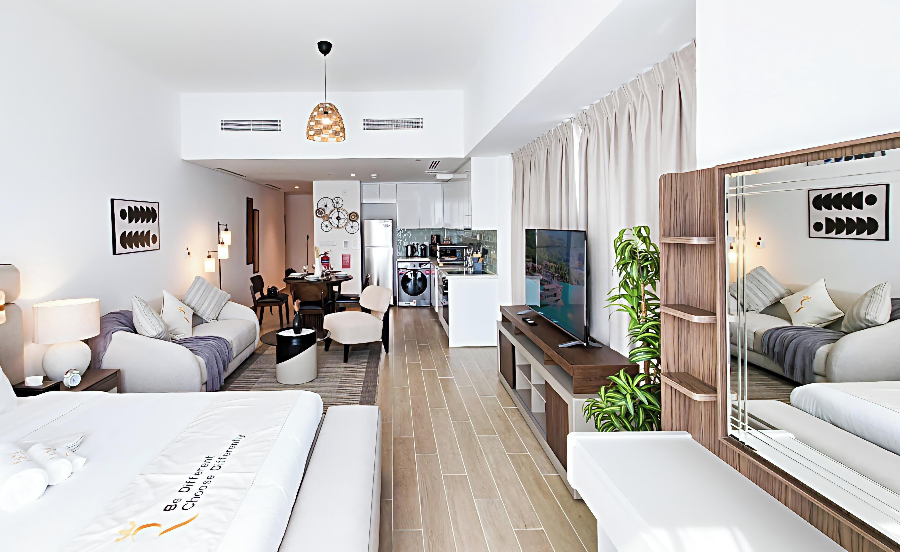 Studio, 1 Queen Bed, Balcony, Beach View | Iron/ironing board, free WiFi