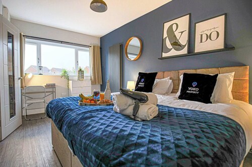Redwald House • Driveway Parking • Sky TV • Work Desk • Fast Wifi • Garden • Yoko Property