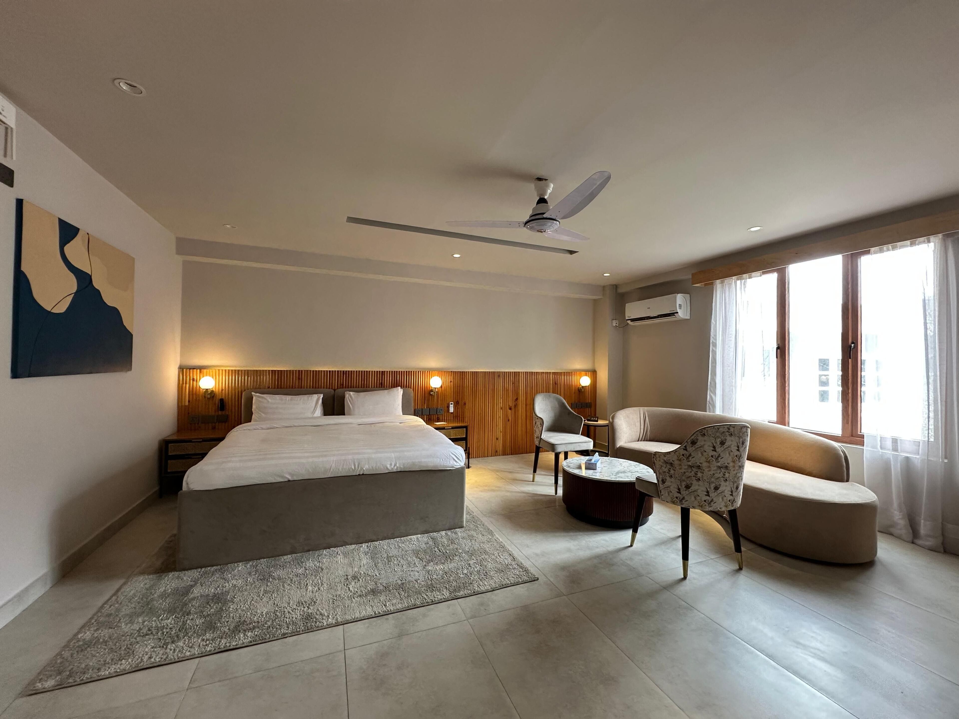 In-room safe, soundproofing, free WiFi, wheelchair access