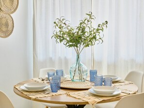 Dining - Modern apartment, sea view - 6 guests (Fuengirola)