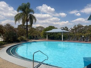 Pool - Lakeview Cabin at Lake Hume (Lake Hume Village)