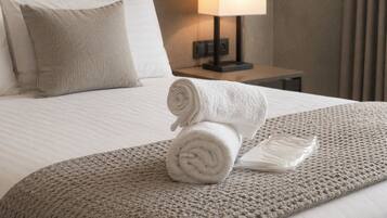Deluxe Double or Twin Room | Blackout drapes, iron/ironing board, free WiFi