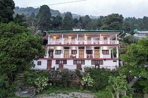 Exterior - Alaya Stays Headingly Suite Lake Facing (Nainital)